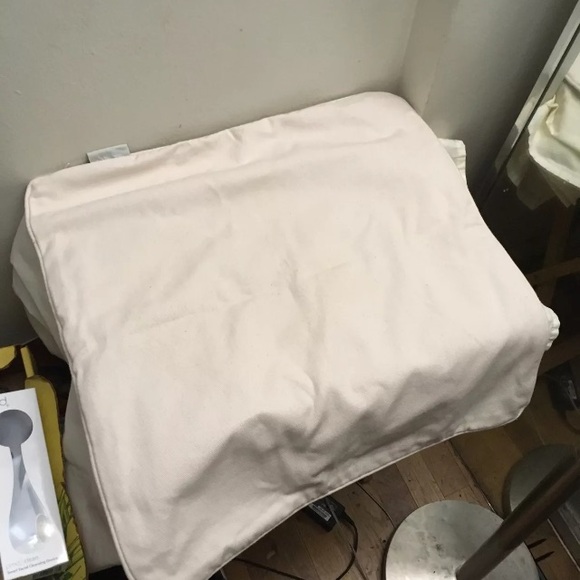 Set Of 2 Pottery Barn Zippered Pillow Covers  20 X 20 100% Cotton - Picture 14 of 15